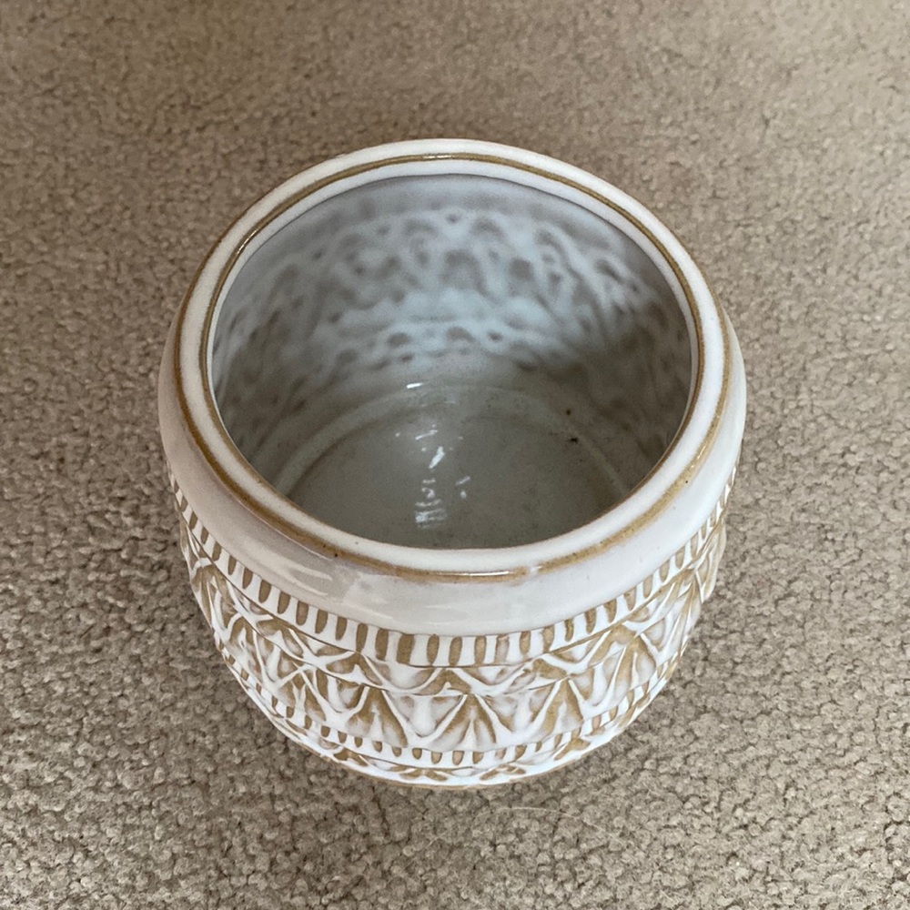Of Home & Garden gold embossed planter